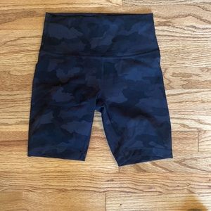 Lululemon biker shorts